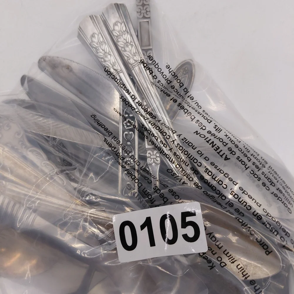 Vtg Flatware Mixed Lot 24 Ornate Fancy Patterns Silverware Jewelry Art Geometric